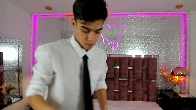 Snapshot of Gerony_ chatting on November 17, 2025, 5:44 am Gerony online show from November 17, 2025, 5:44 am