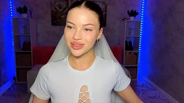 EmmyMills online show from May 24, 2026, 9:47 pm