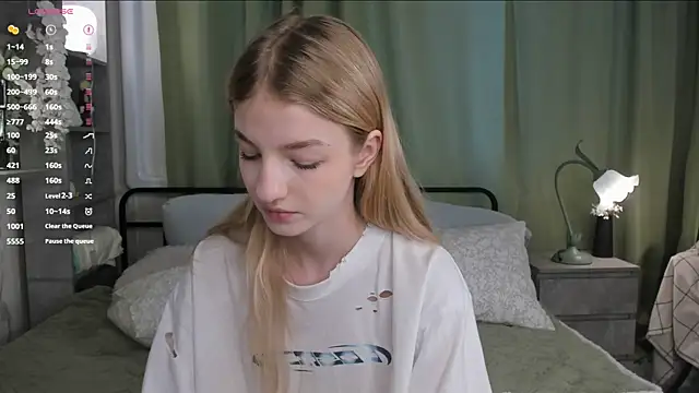 Snapshot of YuNabif chatting on October 22, 2025, 7:08 am YuNabif online show from October 22, 2025, 7:08 am