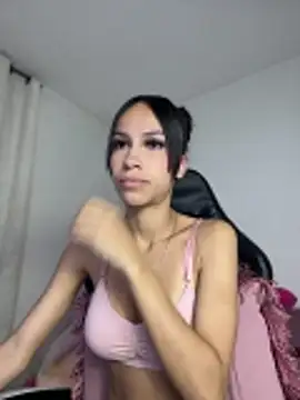 Miaa love6969 online show from June 19, 2026, 12:38 am