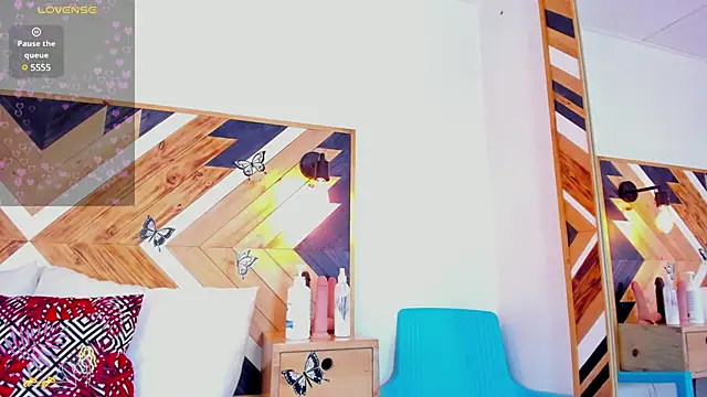 Snapshot of Kathaleiya_Ozz chatting on February 25, 2025, 8:00 pm Kathaleiya Ozz online show from February 25, 2025, 8:00 pm