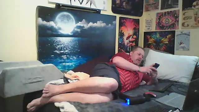 Snapshot of Mic_Oxinner chatting on July 12, 2026, 7:37 pm Mic Oxinner online show from July 12, 2026, 7:37 pm