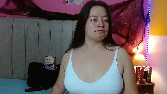 monickhot303av online show from October 30, 2025, 4:22 am