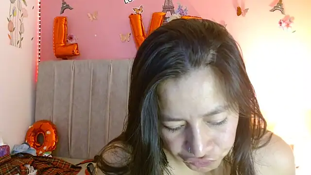 Snapshot of monickhot303av chatting on February 28, 2025, 9:47 am monickhot303av online show from February 28, 2025, 9:47 am