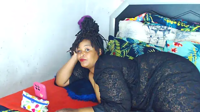 Snapshot of Bulkyyass chatting on February 12, 2026, 10:04 am Bulkyyass online show from February 12, 2026, 10:04 am