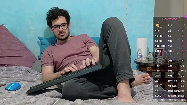 Snapshot of Morpheus-the-oniro chatting on November 4, 2025, 3:05 pm Morpheus-the-oniro online show from November 4, 2025, 3:05 pm