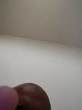 Snapshot of morenosouza099 chatting on July 3, 2026, 10:27 pm morenosouza099 online show from July 3, 2026, 10:27 pm