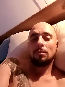 Snapshot of fire_menxxx001 chatting on February 5, 2025, 5:09 am fire menxxx001 online show from February 5, 2025, 5:09 am