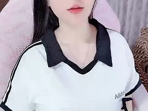 Snapshot of _Lygn__ chatting on September 15, 2025, 12:16 pm Lygn online show from September 15, 2025, 12:16 pm