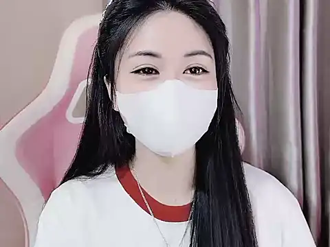 Snapshot of _Lygn__ chatting on February 6, 2025, 7:51 pm Lygn online show from February 6, 2025, 7:51 pm