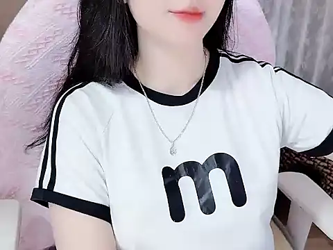  Lygn   online show from October 10, 2025, 11:44 am