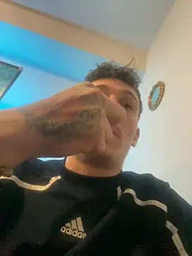 pablo200105 online show from February 28, 2025, 6:43 am