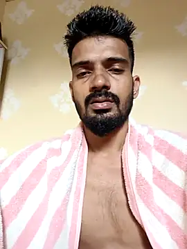 saggy1218 online show from November 5, 2025, 9:23 am