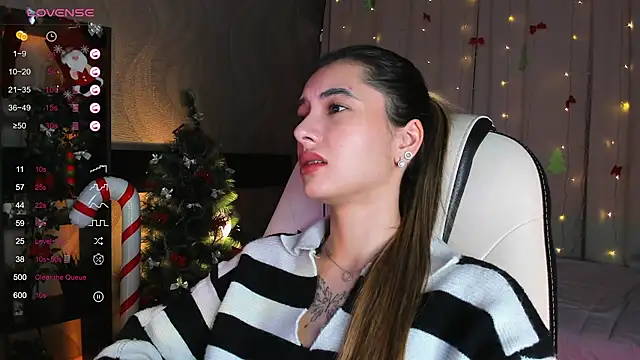 DarlaLike online show from December 18, 2025, 3:55 am