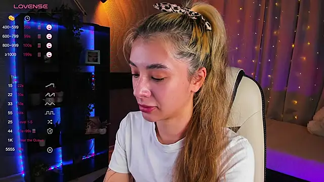 Snapshot of DarlaLike chatting on March 6, 2025, 4:52 am DarlaLike online show from March 6, 2025, 4:52 am