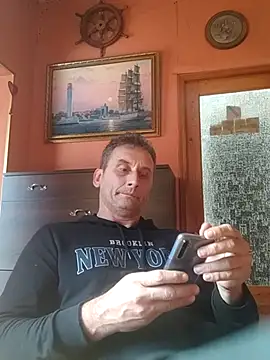 Viause Kentauelle online show from October 5, 2025, 9:44 am