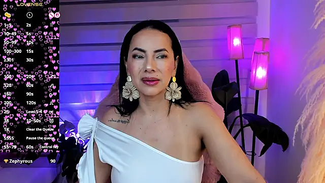 Snapshot of veronika_naughty chatting on June 30, 2026, 3:01 pm veronika naughty online show from June 30, 2026, 3:01 pm