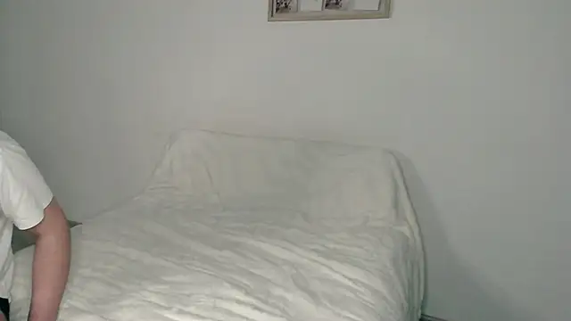 Snapshot of zeskainka chatting on February 4, 2025, 7:33 pm zeskainka online show from February 4, 2025, 7:33 pm