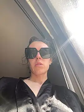 mrs  unknown online show from March 31, 2026, 3:58 pm