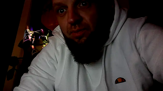 donhulio482 online show from March 16, 2025, 1:38 am