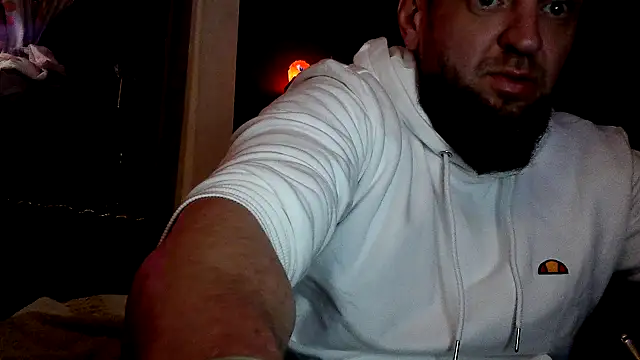 donhulio482 online show from March 16, 2025, 7:38 pm