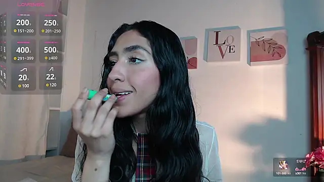 madisex s online show from March 6, 2025, 11:47 am