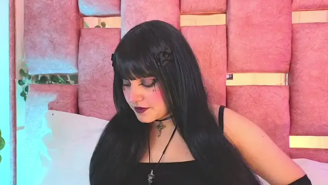  Ambar-devon  online show from December 5, 2025, 7:12 pm