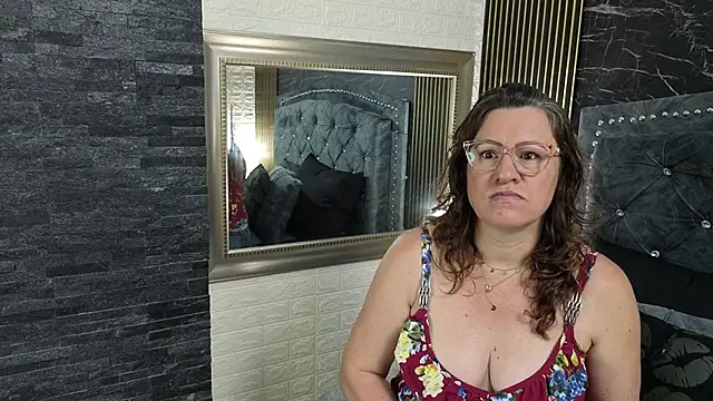 charlotte  G online show from May 22, 2026, 11:30 am