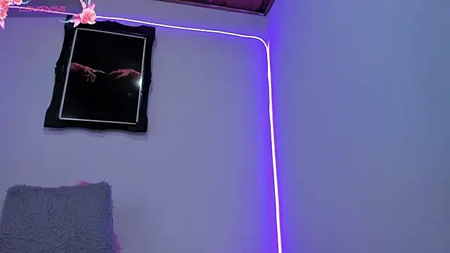 liz 25b online show from November 28, 2025, 4:01 am