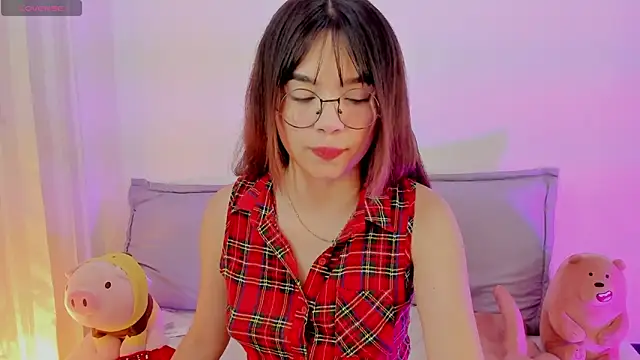 Snapshot of Lovely_celestte chatting on May 29, 2026, 1:22 am Lovely celestte online show from May 29, 2026, 1:22 am
