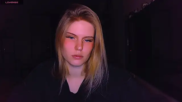 Snapshot of VoluptuousDreams chatting on February 22, 2025, 4:09 pm VoluptuousDreams online show from February 22, 2025, 4:09 pm