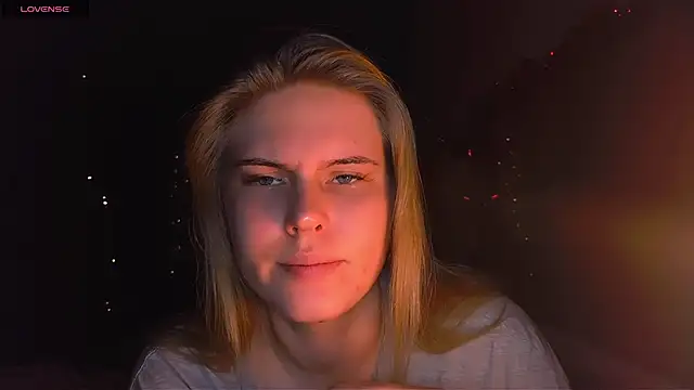 Snapshot of VoluptuousDreams chatting on January 10, 2025, 8:59 pm VoluptuousDreams online show from January 10, 2025, 8:59 pm