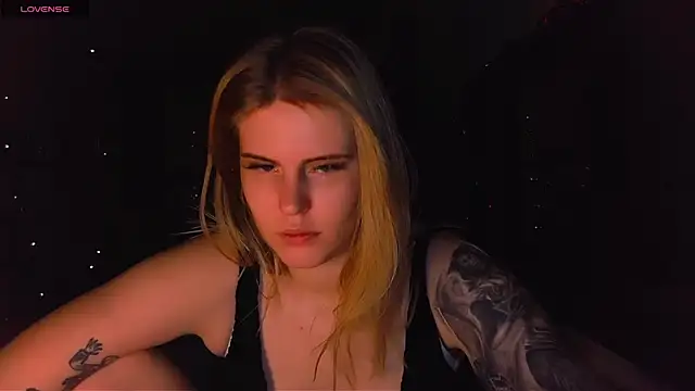 Snapshot of VoluptuousDreams chatting on February 1, 2025, 6:08 pm VoluptuousDreams online show from February 1, 2025, 6:08 pm