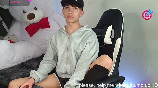 Niico Cruz online show from January 24, 2025, 6:57 am