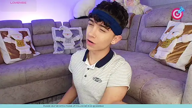 Niico Cruz online show from December 3, 2025, 5:08 am