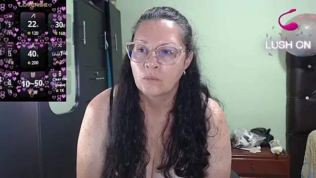 Snapshot of hairyglad69 chatting on October 28, 2025, 8:30 pm hairyglad69 online show from October 28, 2025, 8:30 pm