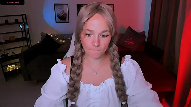 SherillBrill online show from September 28, 2025, 3:08 pm