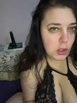 Snapshot of Vikkancs_X chatting on February 22, 2025, 6:52 pm Vikkancs X online show from February 22, 2025, 6:52 pm