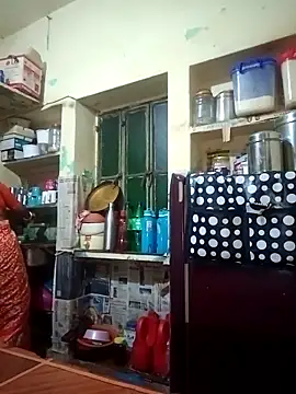 Snapshot of Payel-sharma chatting on February 11, 2025, 8:37 am Payel-sharma online show from February 11, 2025, 8:37 am