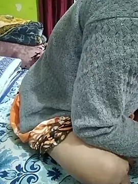 Snapshot of Payel-sharma chatting on February 13, 2025, 4:00 am Payel-sharma online show from February 13, 2025, 4:00 am