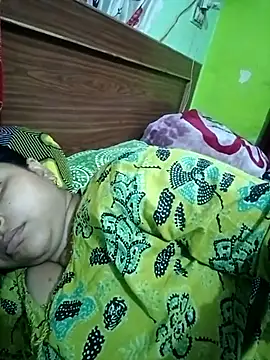 Snapshot of Payel-sharma chatting on February 27, 2025, 12:45 pm Payel-sharma online show from February 27, 2025, 12:45 pm