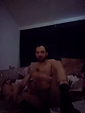 denisxlRo online show from February 25, 2025, 9:04 pm