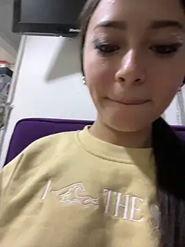 Snapshot of abbymnd chatting on February 19, 2025, 7:17 am abbymnd online show from February 19, 2025, 7:17 am