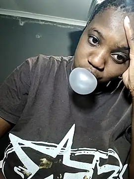 Snapshot of Bigchoccojugsxx chatting on January 10, 2026, 10:05 pm Bigchoccojugsxx online show from January 10, 2026, 10:05 pm