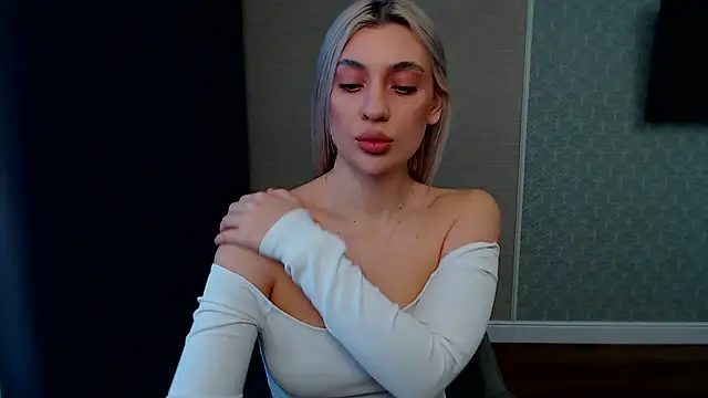 Snapshot of hot-sasha9 chatting on February 16, 2026, 7:07 am hot-sasha9 online show from February 16, 2026, 7:07 am