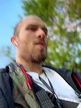 pervy devil online show from April 8, 2026, 6:04 am