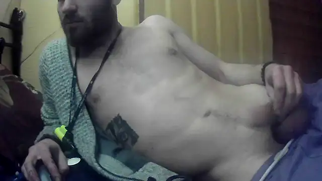 Snapshot of pervy_devil chatting on March 12, 2025, 9:55 am pervy devil online show from March 12, 2025, 9:55 am