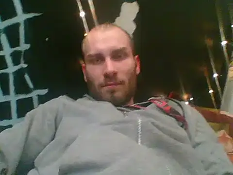 Snapshot of pervy_devil chatting on February 20, 2025, 7:01 am pervy devil online show from February 20, 2025, 7:01 am