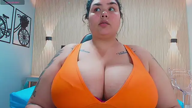 Snapshot of Fernanda_Big_Boobs chatting on March 28, 2026, 7:48 pm Fernanda Big Boobs online show from March 28, 2026, 7:48 pm