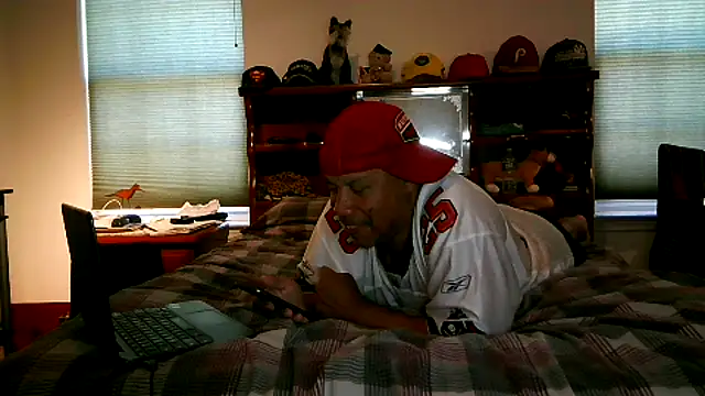 Snapshot of pimpdaddy4ever chatting on October 4, 2025, 7:59 pm pimpdaddy4ever online show from October 4, 2025, 7:59 pm